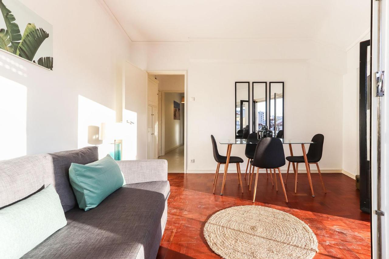 Appartamento Marques Balcony By Homing Lisbona Esterno foto